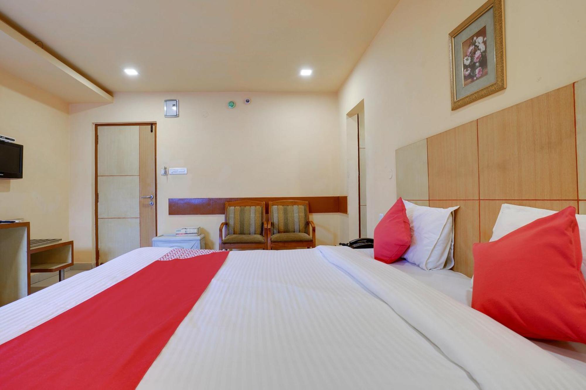 Hotel O Shanta Residency Lodge Sururnagar Extérieur photo
