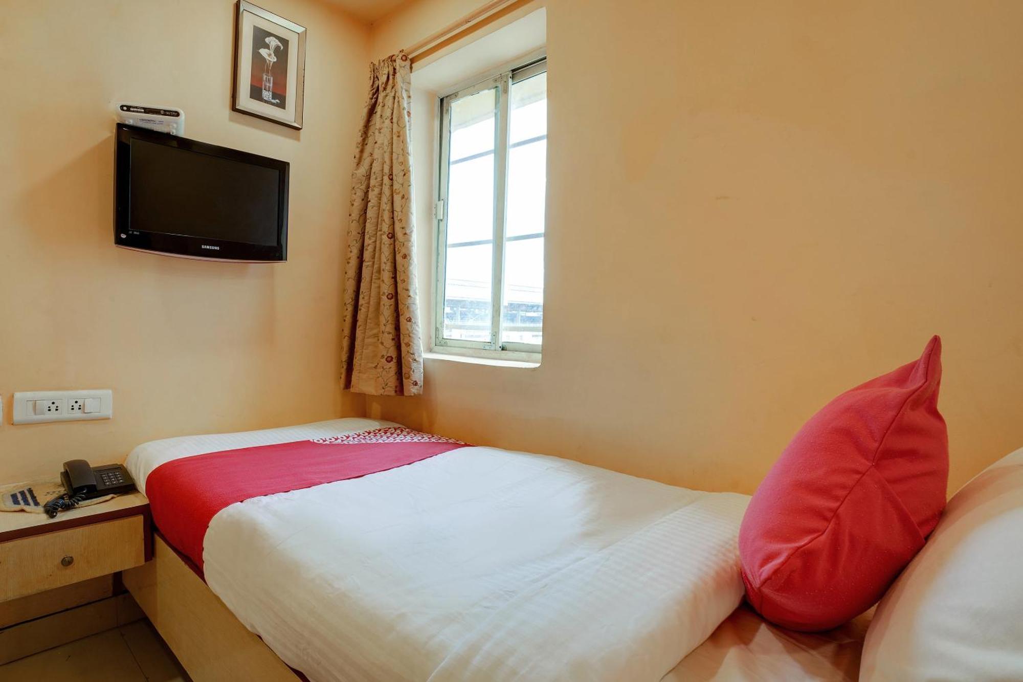 Hotel O Shanta Residency Lodge Sururnagar Extérieur photo