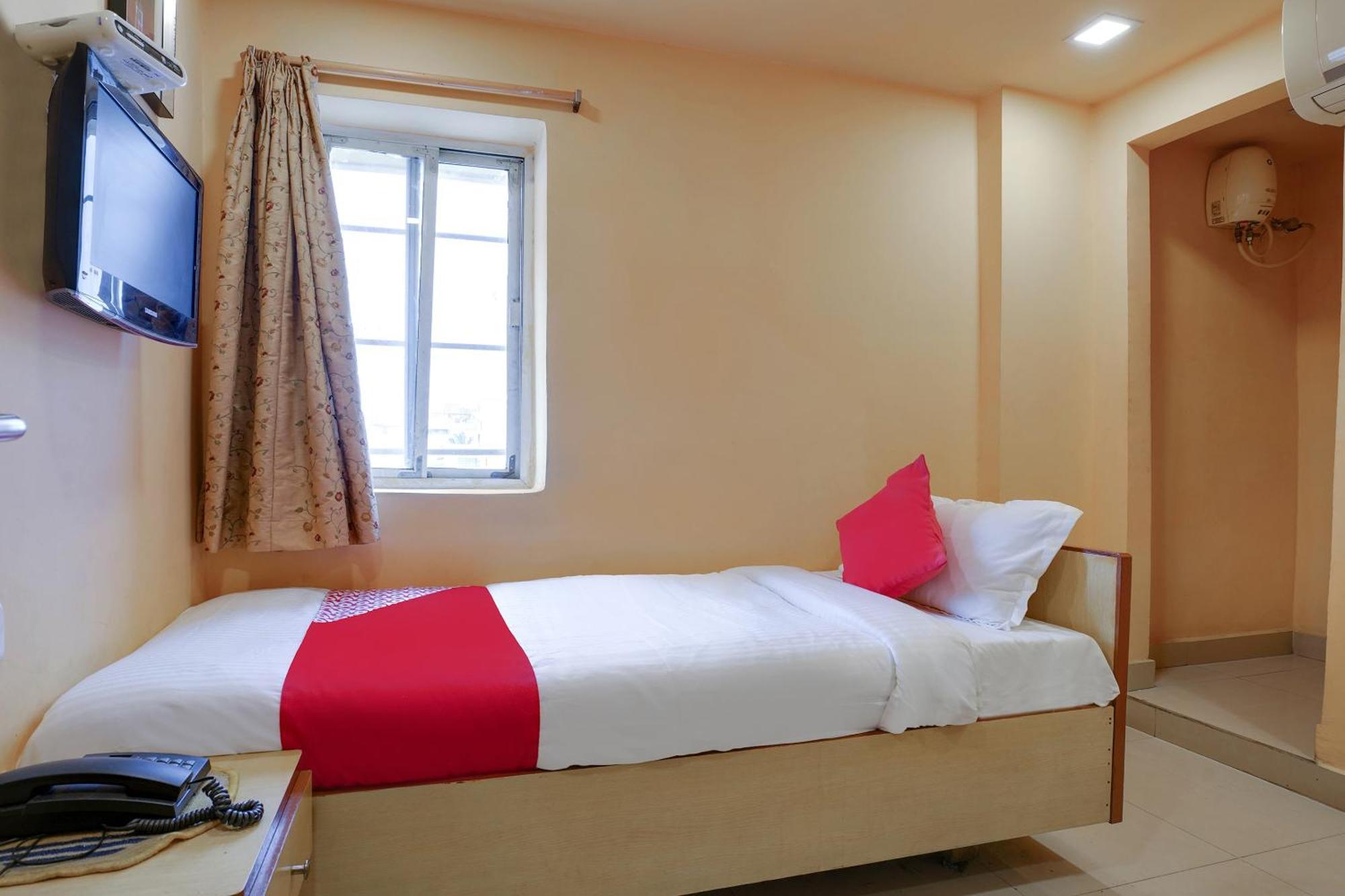 Hotel O Shanta Residency Lodge Sururnagar Extérieur photo